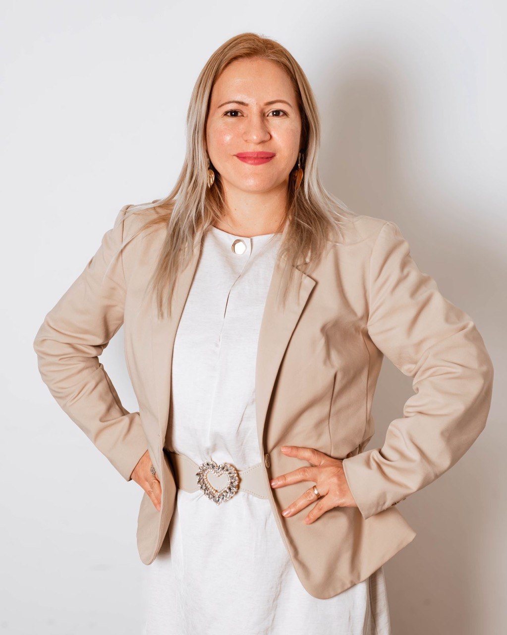 Blanca López — Ejecutiva Habitacional en HogarPRO Asesores